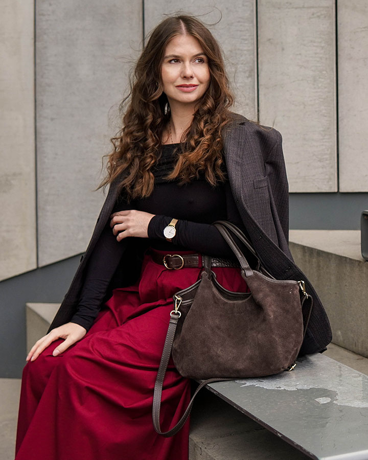 Zamszowa torebka kuferek